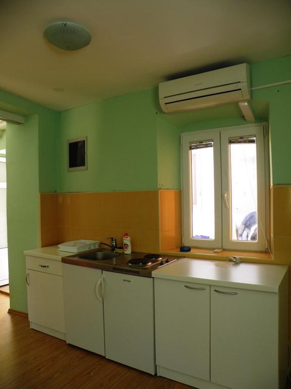 Apartment Central شيبينيك الغرفة الصورة