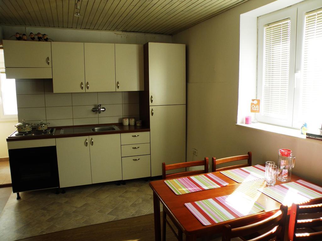 Apartment Central شيبينيك الغرفة الصورة